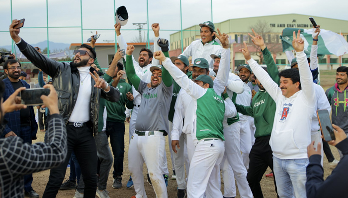 Pakistan beat India in friendly baseball match